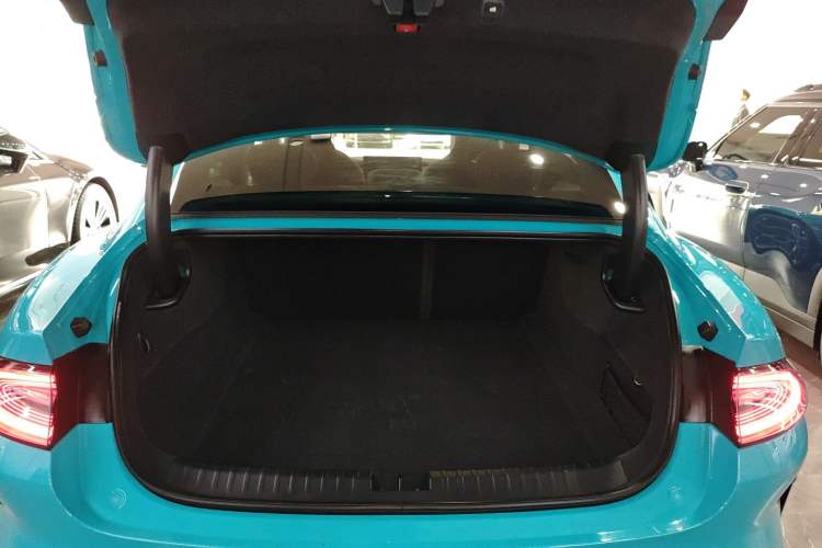 Used Xiaomi Auto SU7 2024 Rear-Drive Long-Range Intelligent Driving Version Trunk