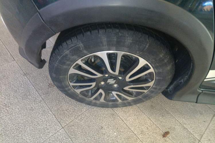 Used Suzuki Swift 2016 1.5L Automatic Fashionable Coolplay Edition