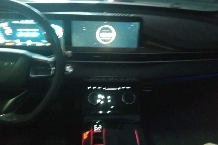 Used EXEED Zhuifeng 2020 Chasing the Waves Edition 1.5T CVT Xingrui Version Audio And AC Panel