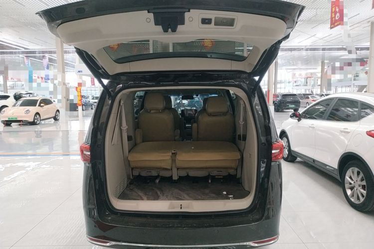 Used Buick GL8 2022 Land Cruiser Executive Class 652T Comfort Model
