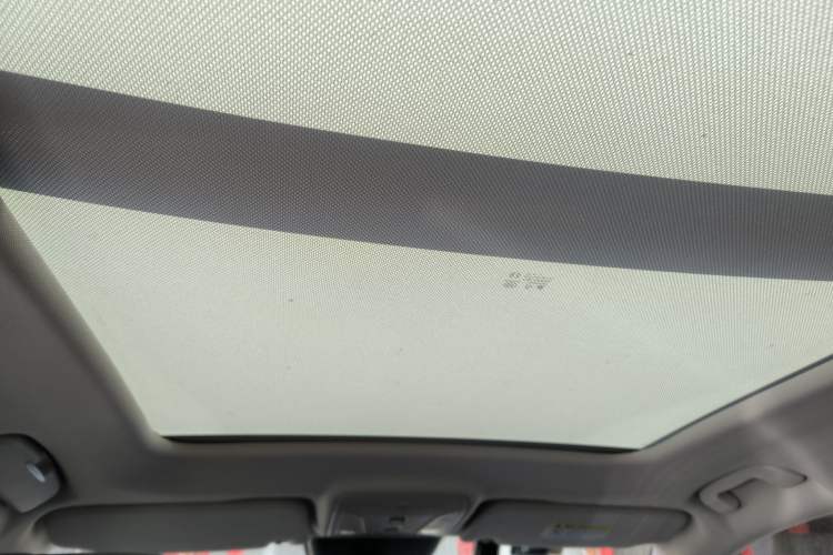 Used Hongqi HS5 2022 Facelifted Version 2.0T Smart Connect Flagship All-Wheel-Drive Edition
