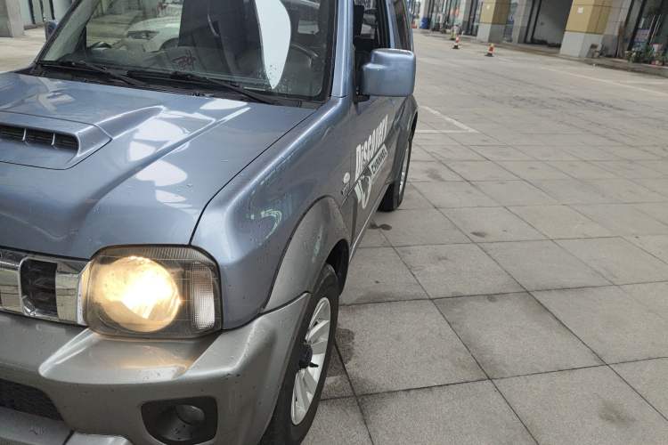 Used Suzuki Jimny 2012 1.3 AT Mode3
