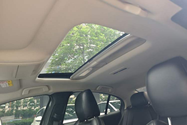 Used Mazda 3 Axela 2021 2.0L Automatic ZhiXuan Edition Headliner