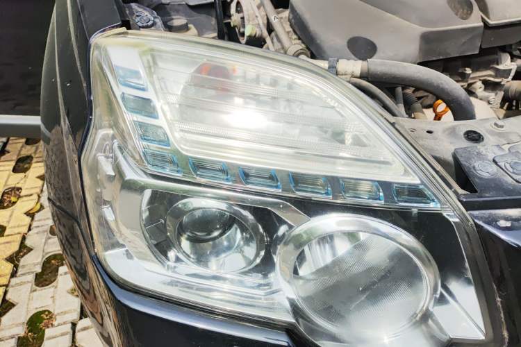 Used Nissan X-Trail 2012 2.5L CVT Flagship Edition 4WD Right Front Headlight