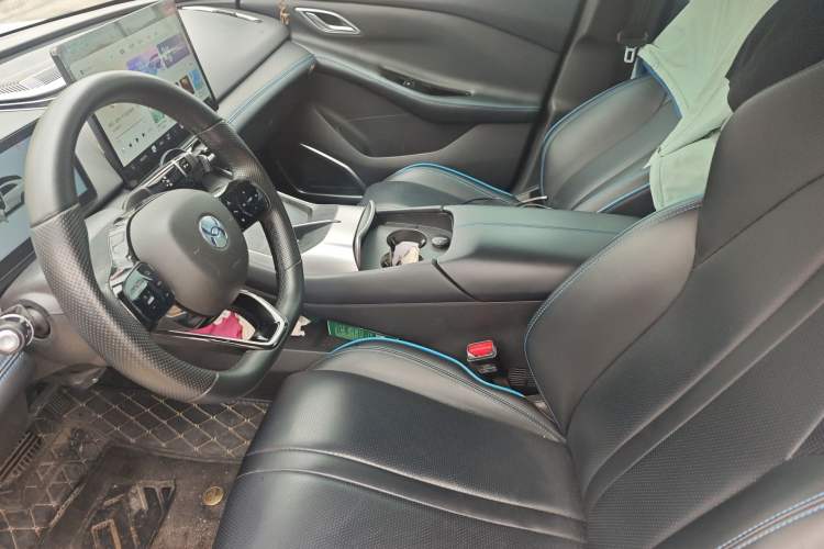 Used Hycan A06 2024 PLUS 520N Left Front Seat