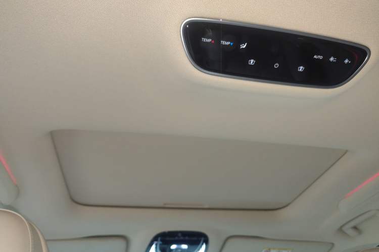 Used VOYAH Dream 2022 Low-Carbon Edition Plus Intelligent Driving Package
