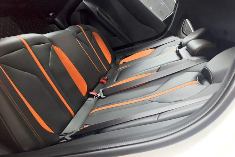 Used CHANGAN UNI-V 2025 1.5T 500Bar Prestige Sporty Version