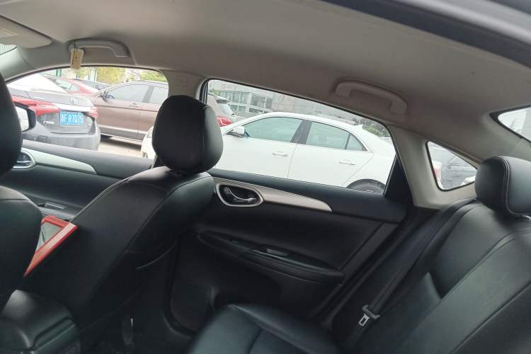 Used Nissan Sylphy 2021 Classic 1.6XE CVT Comfort Edition Headliner