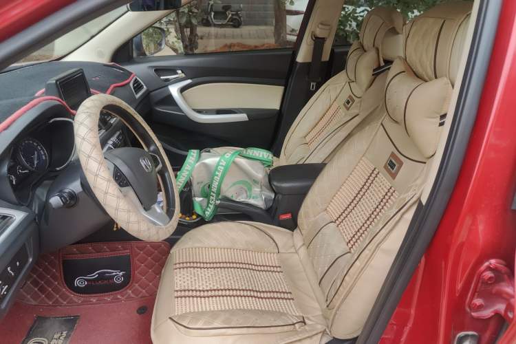 Used CHANGAN Alsvin V7 2015 1.6L Manual Enjoyment Model China IV Standard