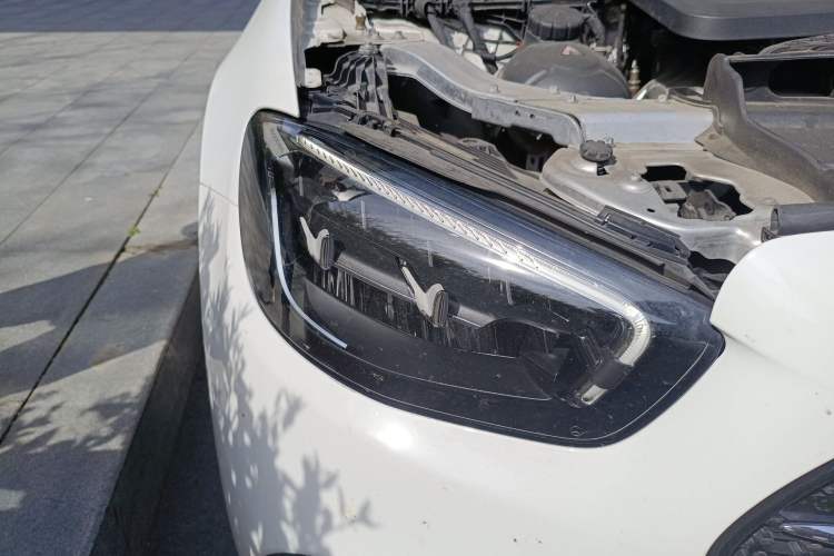 Used Mercedes-Benz E-Class 2023 E 260 4MATIC Coupe Right Front Headlight