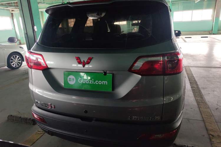 Used Wuling Hongguang S3 2019 1.5L Manual Standard Version China VI Standard Rear