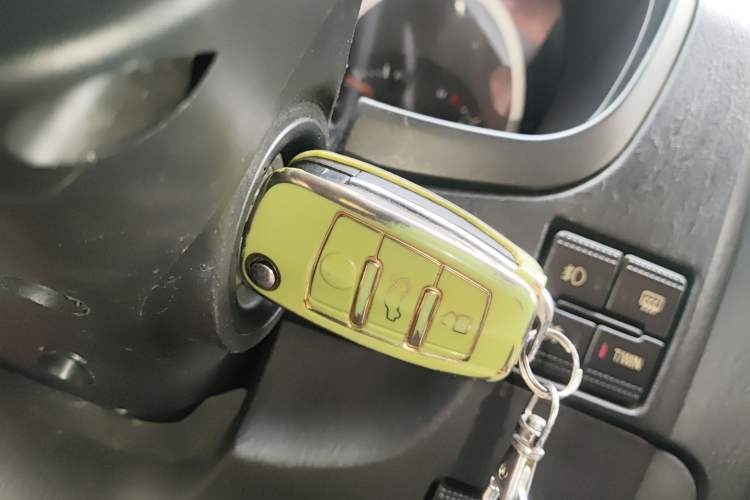 Used Land X9 2009 2.5T VM Two-Wheel Drive Diesel Version
