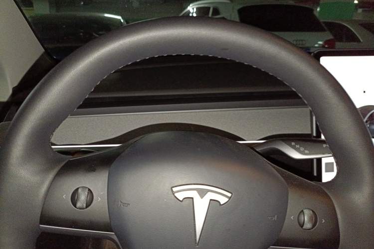 Used Tesla Model Y 2024 Rear-Wheel-Drive Version
