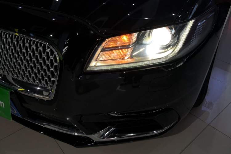 Used Lincoln Continental 2019 2.0T Two-Wheel Drive Luxury Edition China VI Standard