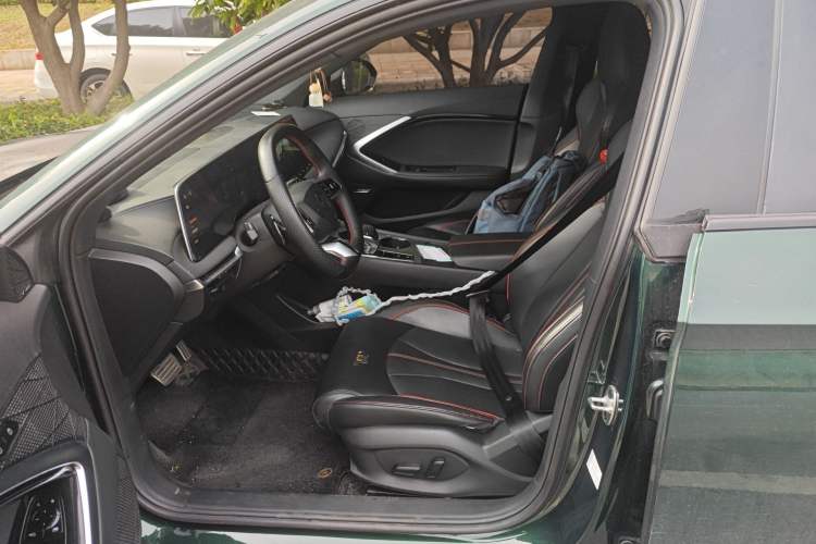 Used MG 7 2023 2.0T Automatic Hunter Luxury Edition