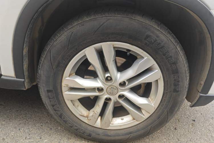 Used Nissan X-Trail 2012 2.5L CVT Luxury Edition 4WD Right Front Wheel Hub