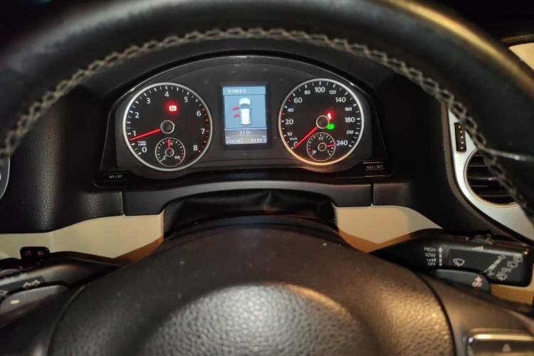 Used Volkswagen Tiguan 2013 1.8 TSI Automatic All-Wheel Drive Luxury Model
