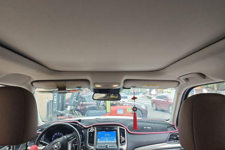 Used CHANGAN CS95 2017 2.0T Two-Wheel Drive Zhitu Edition