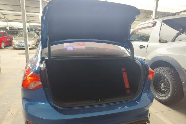 Used Ford Focus 2020 Sedan 1.5L Automatic Sharp Edition