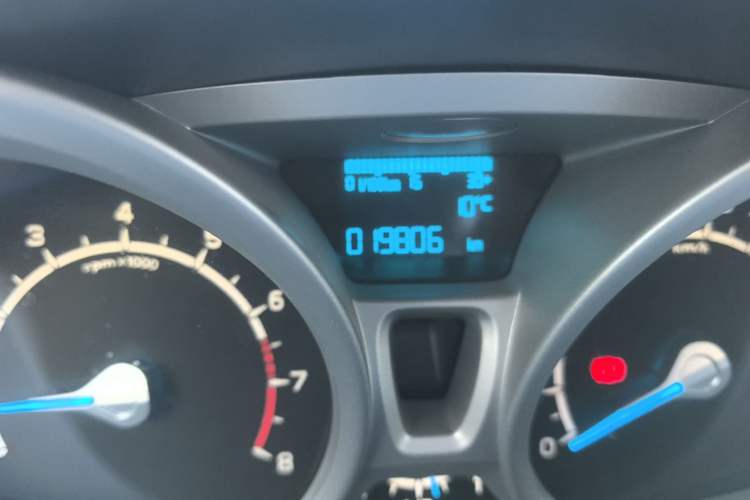 Used Ford EcoSport 2013 1.5L Manual Luxury Model Odometer Close Up