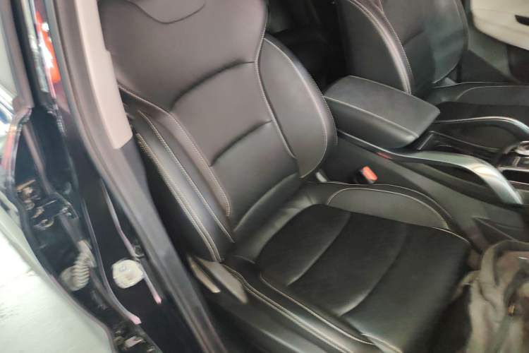 Used Geely Auto Emgrand X7 Sport 2022 Boyue X 1.8TD DCT ZhiShang Model Right Front Seat