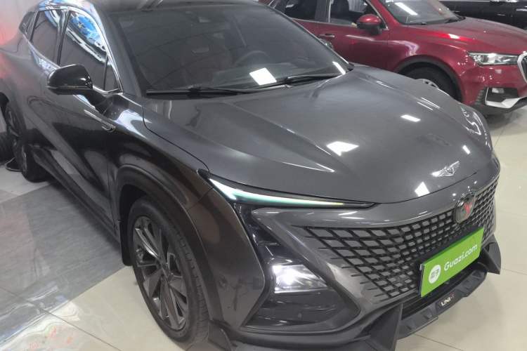 Used CHANGAN UNI-T 2020 1.5T Flagship Version Front Right 45 Deg