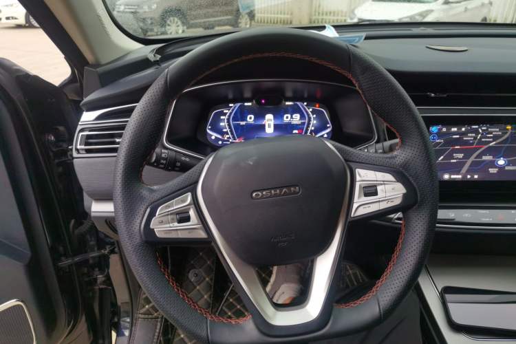 Used CHANGAN OSHAN X7 2020 1.5T Automatic Parking with Facial Recognition – Spacey & Carefree Edition
