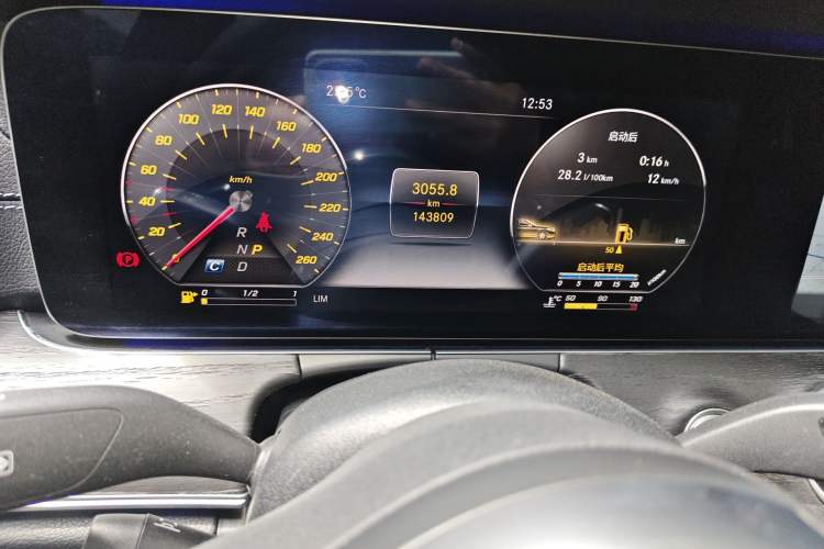 Used Mercedes-Benz E-Class 2020 E 300 L Stylish Model Odometer Close Up