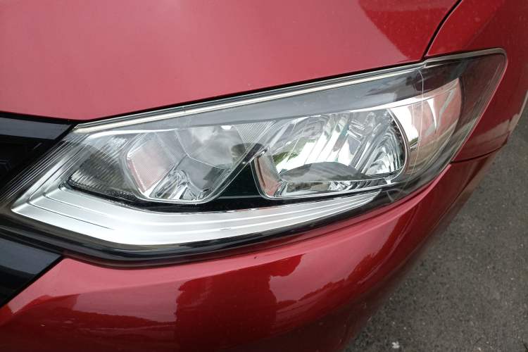 Used Nissan Tiida 2016 1.6L CVT Cool Dynamic Edition Left Front Headlight