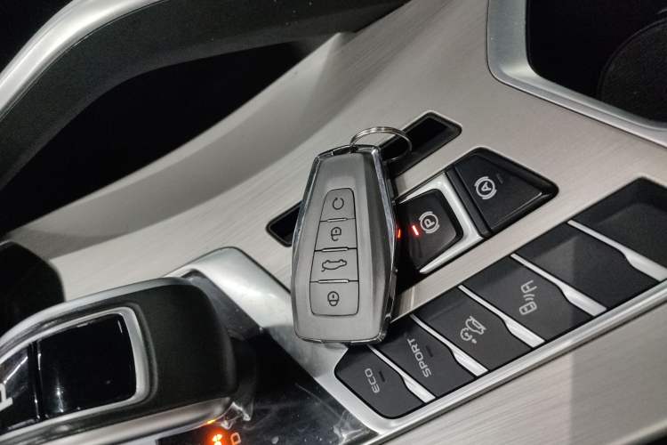 Used Geely Auto Coolray 2019 260T DCT Knight China VI Standard