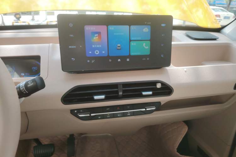 Used Geely Galaxy Panda 2023 Panda Mini 200km Endurance Bear