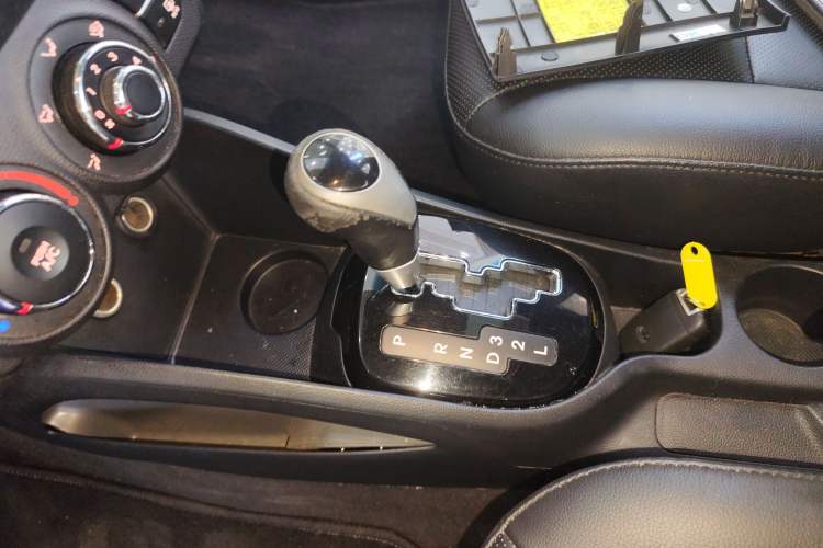 Used Kia K2 2012 Sedan 1.6L Automatic Transmission Premium Commemorative Edition
