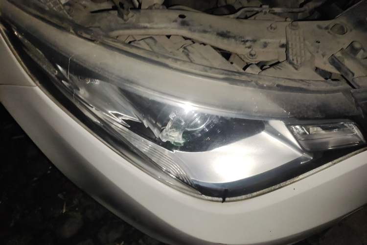 Used MG GT 2015 1.5T Automatic Luxury Edition Right Front Headlight