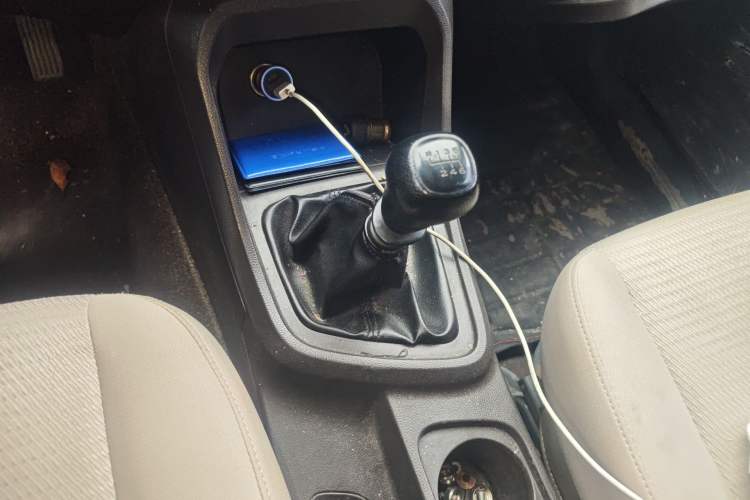 Used Wuling Hongguang V 2019 1.5L Standard Version China VI LAR Gear Lever