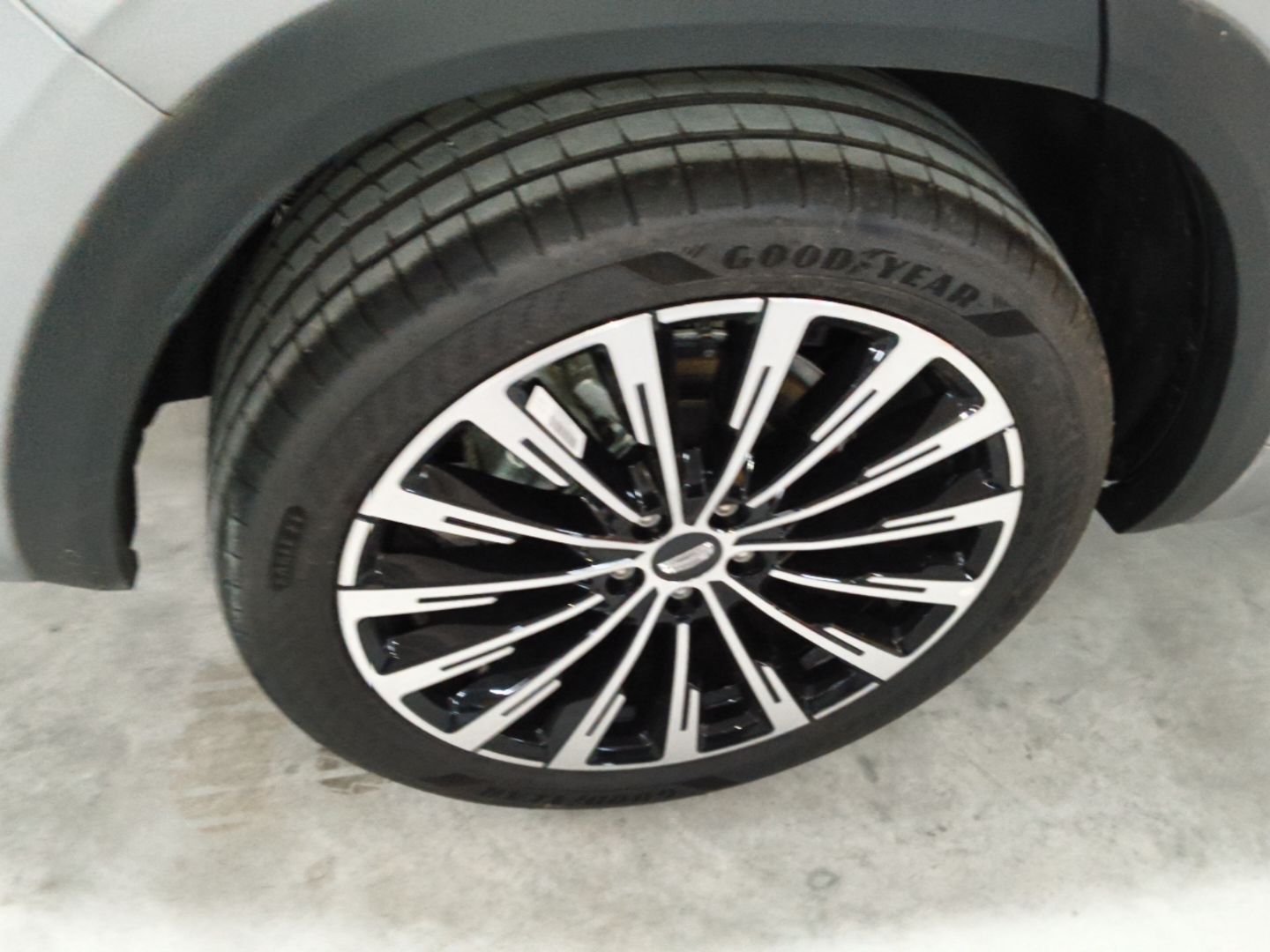Geely Auto Monjaro L 2026 Model Oriental Yao 2.0TD Automatic Lanxing Edition — снимка 11