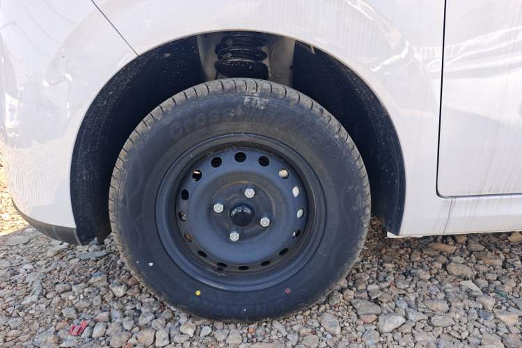 Used Wuling Hongguang New Energy 2025 Extended-Range Hybrid 50 km Standard Version
