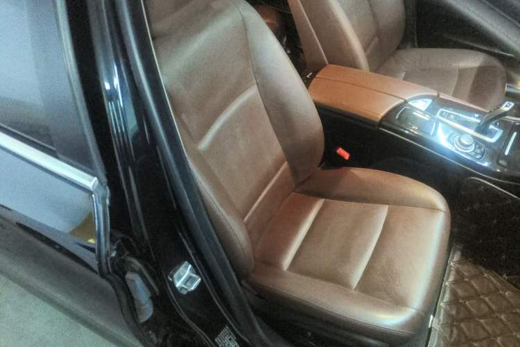 Used BMW 5 Series 2017 525Li Leading Model