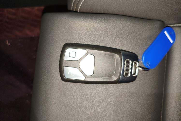 Used Audi Q5L 2023 40T Luxury Dynamic Model