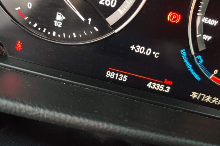 Used BMW 1 Series 2022 120i M Sport Edition Odometer Close Up