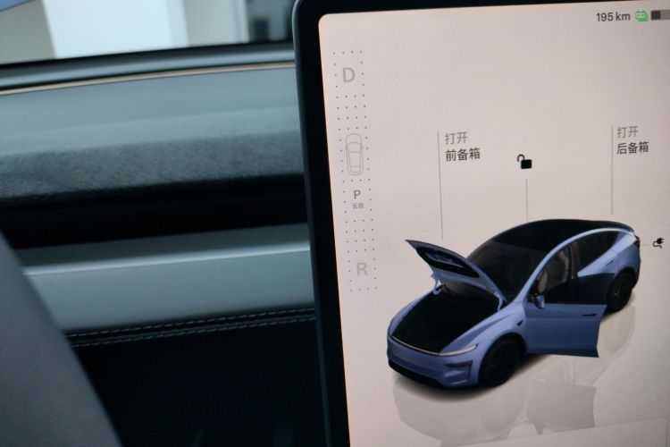 Used Tesla Model Y 2025 Rear-Wheel-Drive Version