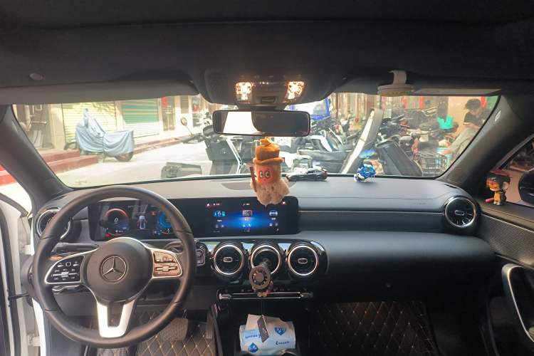 Used Mercedes-Benz A-Class 2020 Restyled A 180 L Sport Sedan Headliner