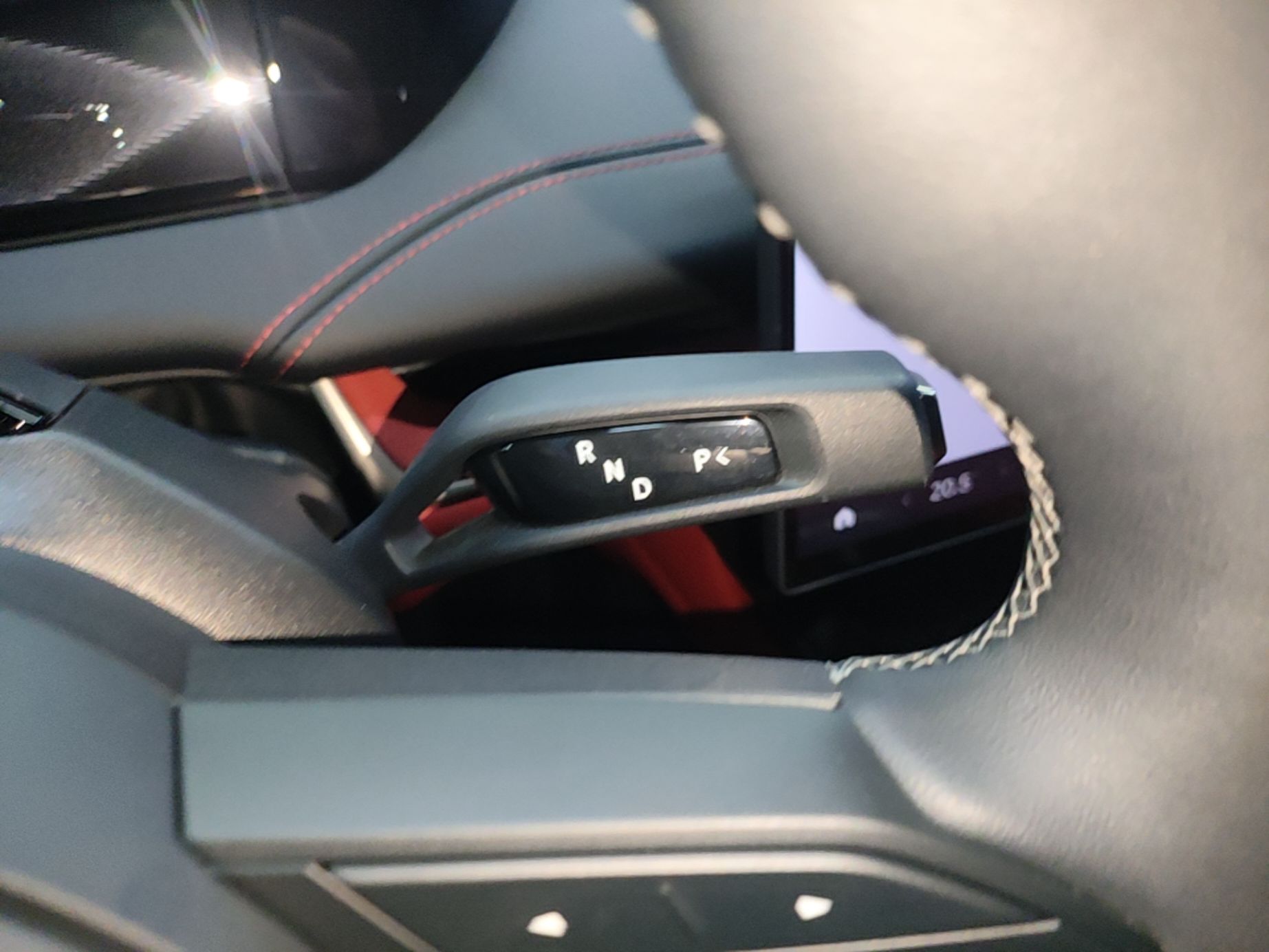Xiaomi Auto SU7 2024 Rear-Drive Long-Range Intelligent Driving Version — снимка 15