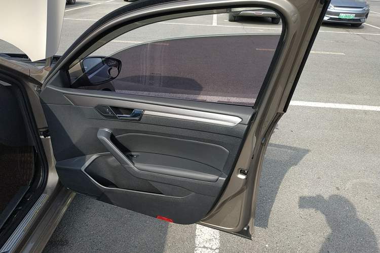 Used Volkswagen Passat 2016 330TSI DSG Luxury Edition