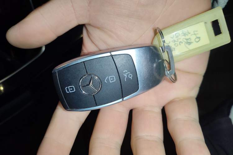 Used Mercedes-Benz GLC 2020 Facelifted GLC 260 L 4MATIC Dynamic Edition Interior 1