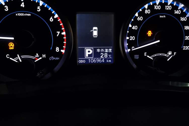 Used Toyota Highlander 2018 2.0T Two-Wheel Drive Elite Edition 7 Seats Emission Standard China V
