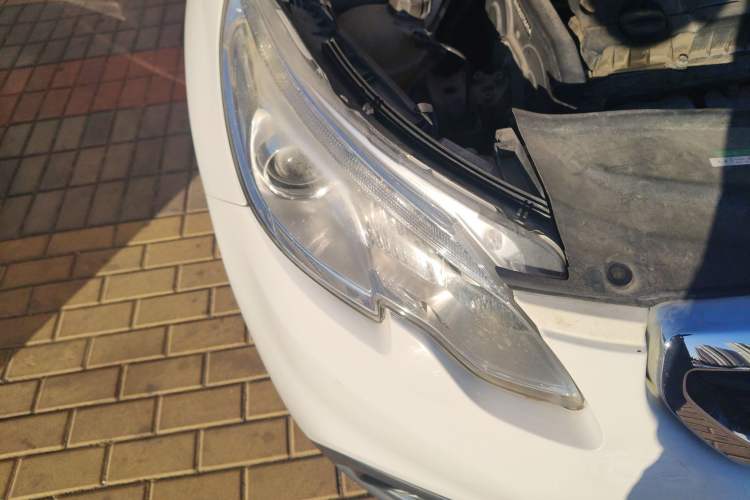 Used Peugeot 2008 2014 1.6L Manual Trend Edition