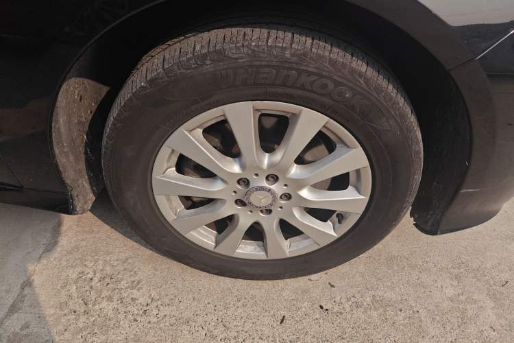 Used Mercedes-Benz R-Class 2011 R 350 L 4MATIC