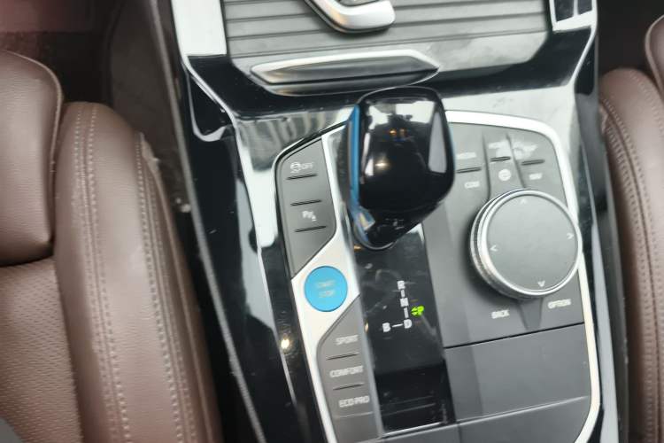 Used BMW iX3 2022 Leading Model