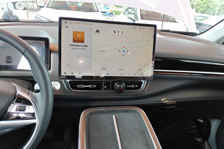 Used AION V 2024 Plus 70 Star Edition Lithium Iron Phosphate
