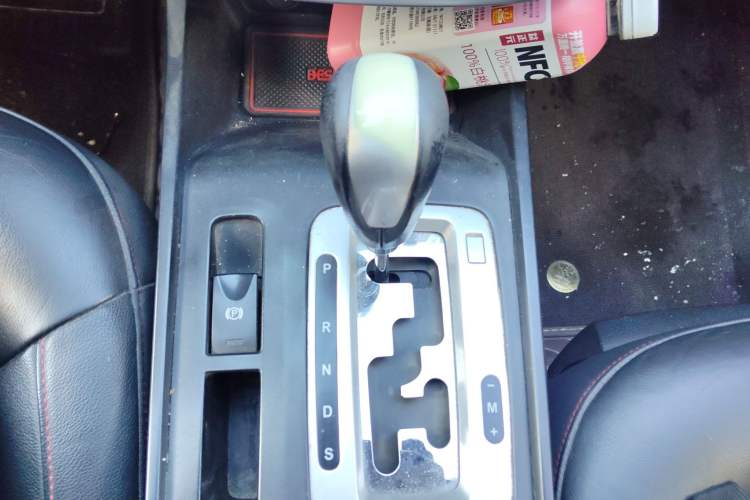 Used Bestune X80 2013 2.0L automatic luxury version